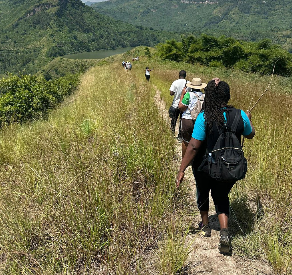 how-hiking-supports-conservation-in-uganda