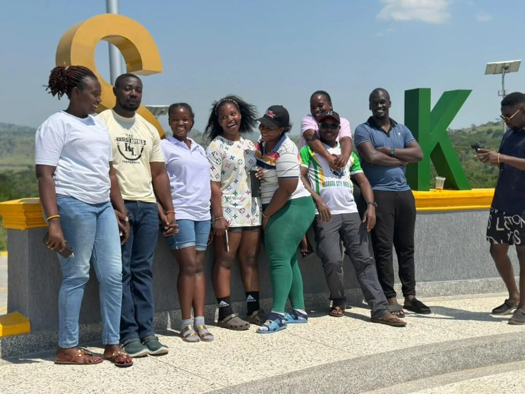 importance-of-being-a-hiking-club-member-in-uganda